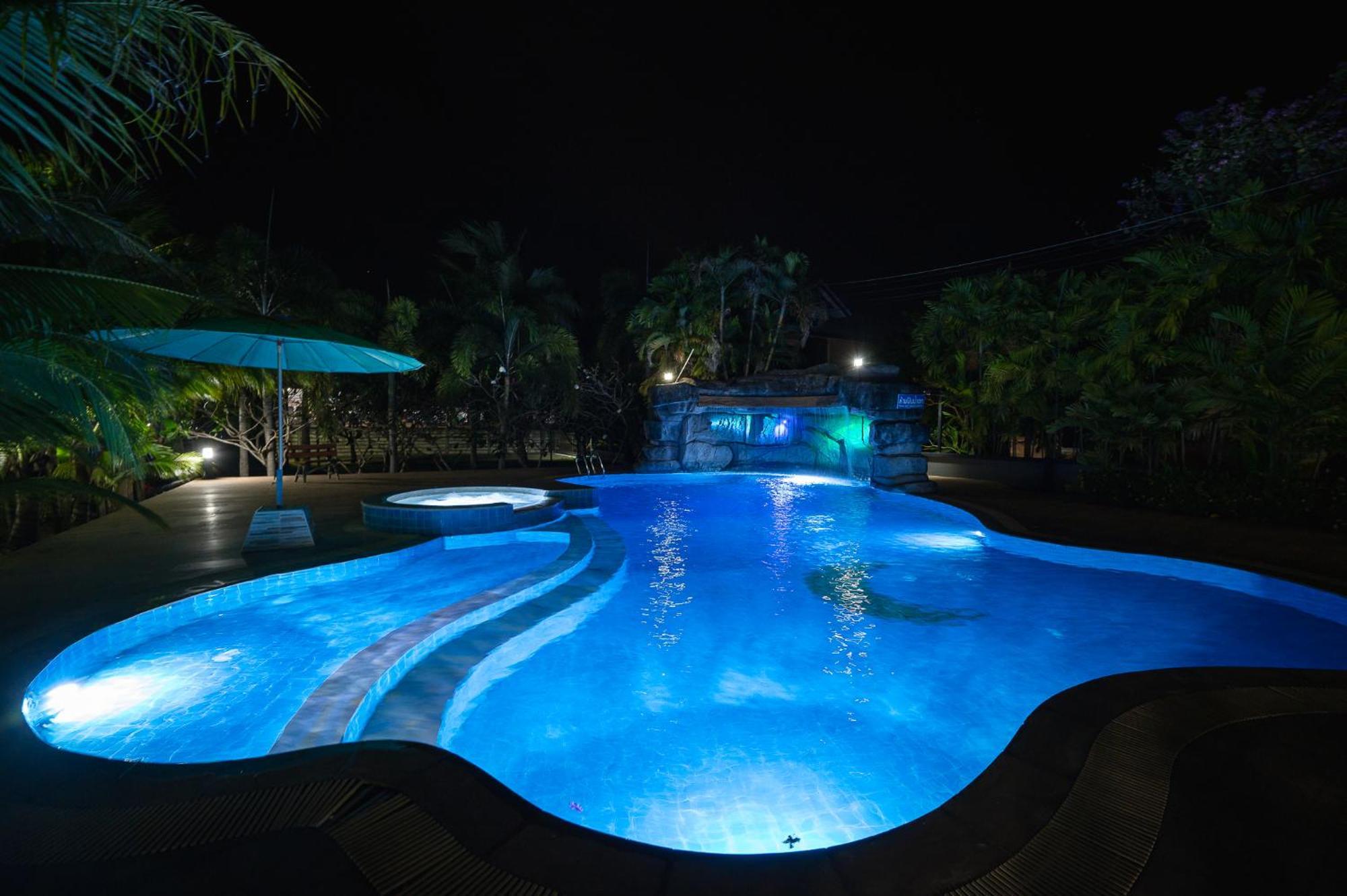 Baan Faa Talaychan Resort Chao Lao pláž Exteriér fotografie